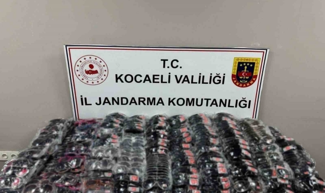 Kocaeli'de 2 bin sahte güneş gözlüğü ele geçirildi