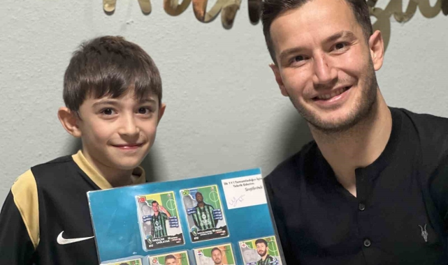 Kocaelisporlu futbolcular taraftar evlerinde iftar masalarına oturdu