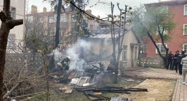 Konya'da çocukların attığı torpil yangına sebep oldu