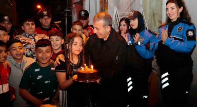 Küçük kıza emniyetten doğum günü sürprizi