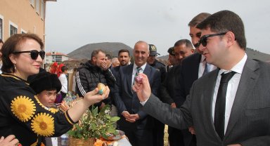 Kula'da nevruz bayramı kutlandı
