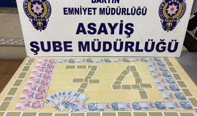 Kumar oynarken yakalanan 4 kişiye 39 bin 988 TL para cezası