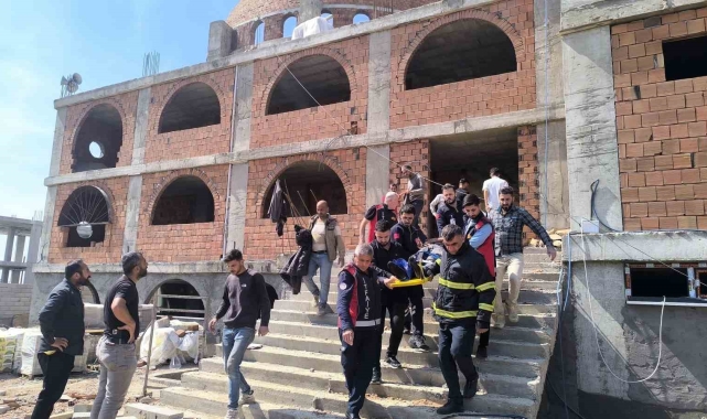 Mardin'de inşaattan düşen 2 işçi yaralandı