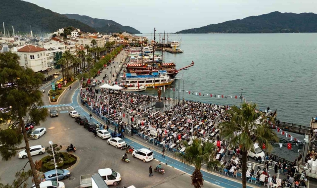 Marmaris Belediyesi binlerce vatandaşı iftarda ağırladı