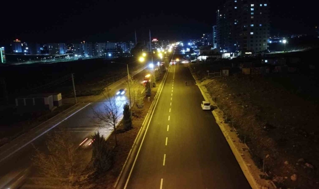 Maşuk TOKİ yolunda yol çizgileri ile trafik güvenliği artırıldı