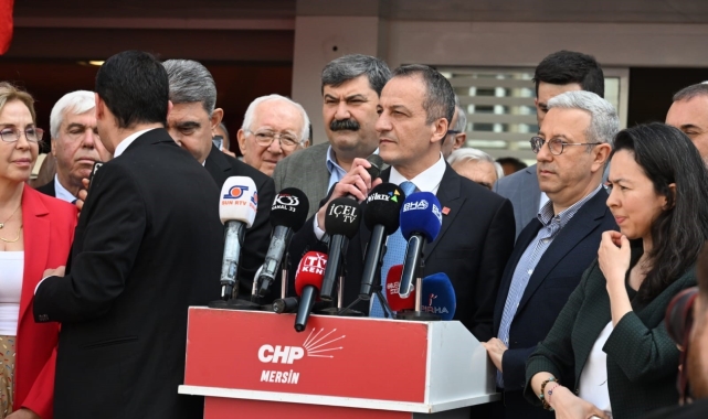 Mersin'de CHP'liler Ekrem İmamoğlu için toplandı