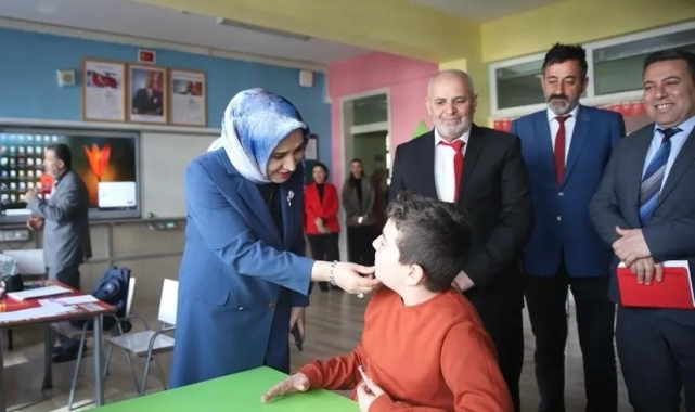 Milli Eğitim Müdürü Özbek'ten özel çocuklara özel ilgi