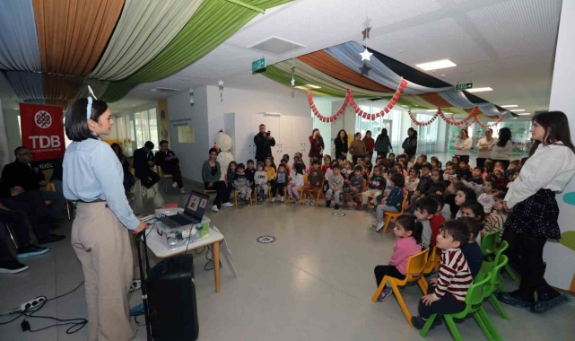 Minikler diş sağlığını eğlenerek öğrendi