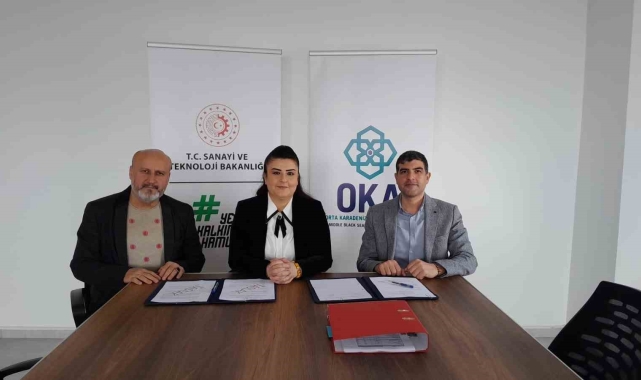 Mor soğan, modern tekniklerle işlenip, ekonomik değeri artırılacak