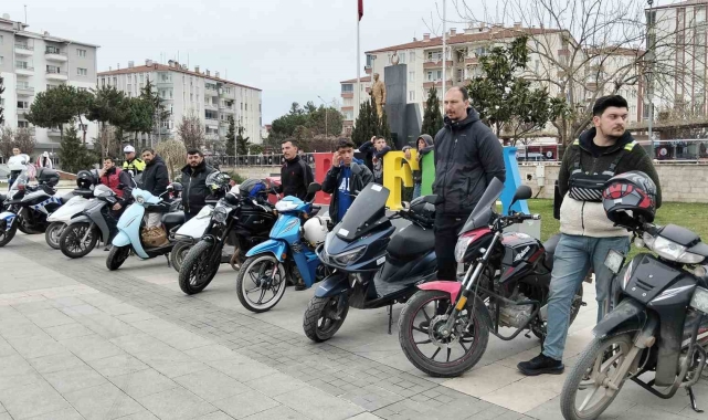 Motosiklet sürücülerine güvenli sürüş eğitimi