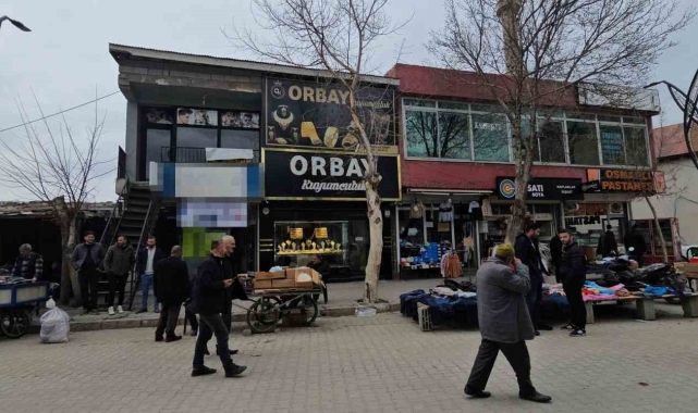 Muş'ta kaçan inek çarşı merkezini birbirine kattı