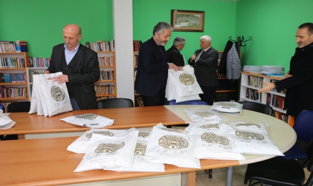 Of'ta yetim ve öksüz çocuklara giysi yardımı