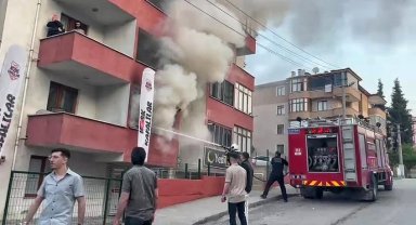 Öğrencilerin kaldığı evde çıkan yangın söndürüldü
