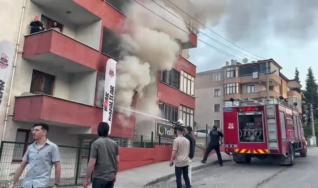 Öğrencilerin kaldığı evde çıkan yangın söndürüldü