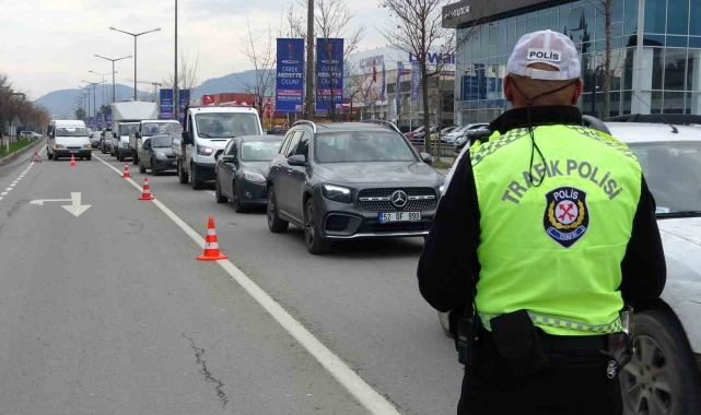 Ordu'da bir haftada 21 binden fazla araç ve sürücüsü denetlendi