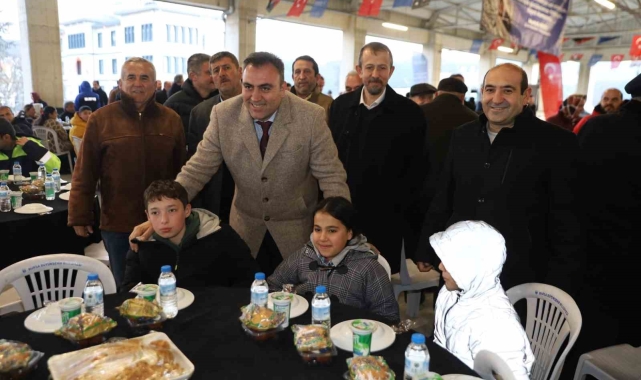 Orhaneli iftar sofrasında bir araya geldi