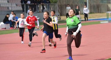Osmaniye'de Okul Sporları Atletizm Müsabakaları sona erdi
