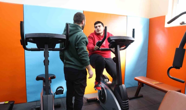 Otizmli Arda&#039;dan iyi haber: Eğitimlerine devam ediyor