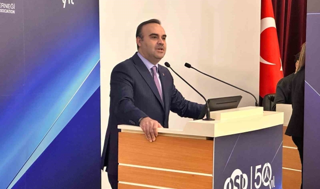 ''Otomotiv ihracatı 37,2 milyar dolara ulaştı''