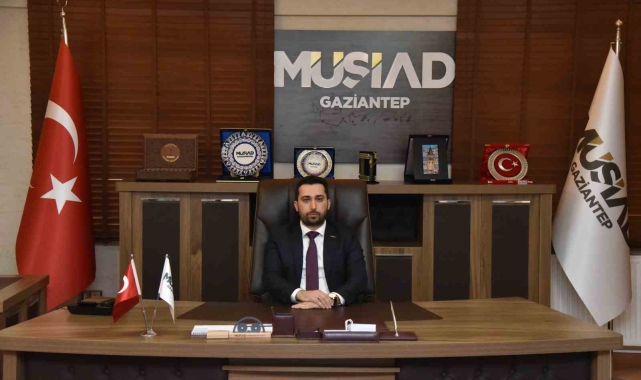 Özdurdu'dan kadınlar günü mesajı