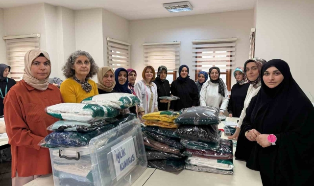 Pendik'te iyilik kumbarası doldu taştı: İhtiyaç sahiplerine bayramlık hediyesi