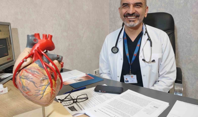 Prof. Dr. Akpınar: "Kalp ritim bozukluğu olanlar enerji içeceği içtiğinde aniden ölebilir"