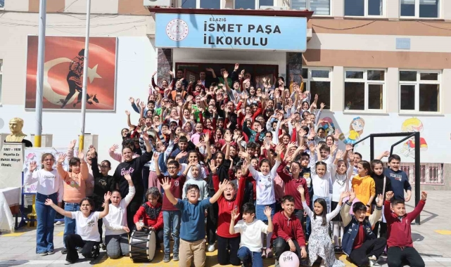 Ramazan Bayramı'nı coşkuyla kutlayan en renkli okul