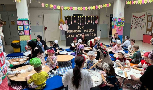 Ramazan pideleri minik ellerden