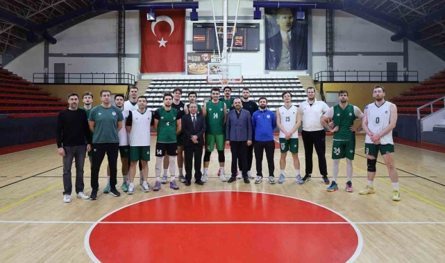 Sakarya Büyükşehir Basket, kritik virajda Akhisar'a gidiyor