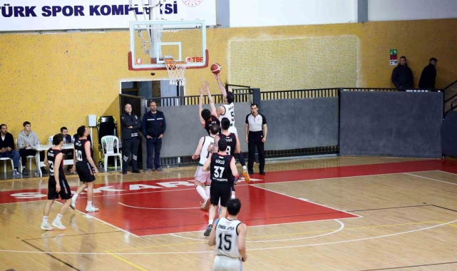 Sakarya Büyükşehir Basket sezona Play-Off'ta veda etti
