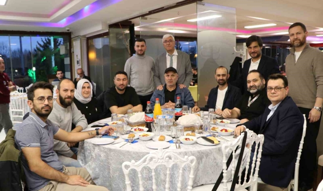 Sakarya Gazeteciler Birliği iftarda buluştu
