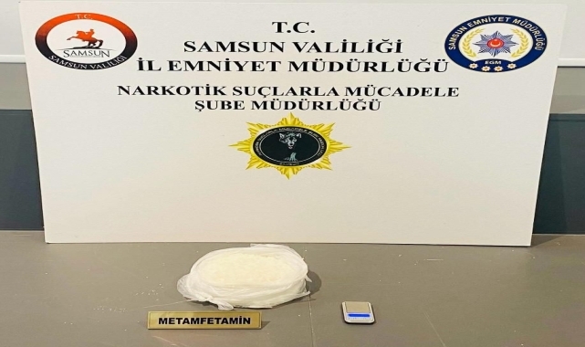 Samsun'da koltuğa saklanan sentetik uyuşturucu narkotik köpek "Tony"den kaçmadı