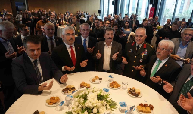 Samsun protokolü bayramlaştı