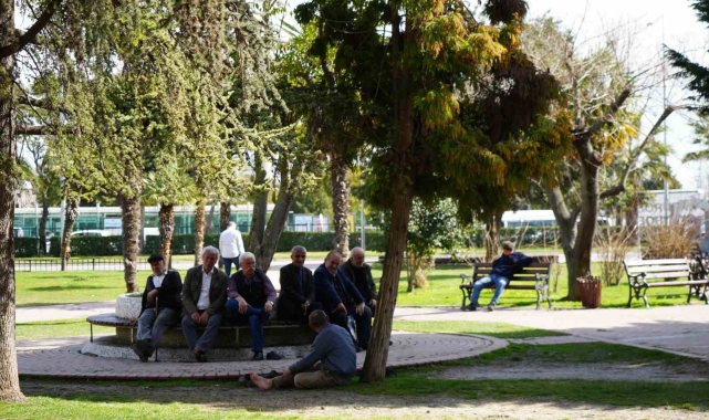 Samsun'da hava sıcaklığı mevsim normallerinin 18 derece üstünde