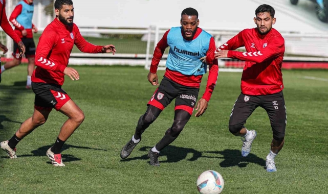 Samsunspor, Adana Demirspor maçında üçüncülüğü korumak istiyor