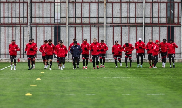 Samsunspor, Kasımpaşa maçının hazırlıklarını sürdürdü