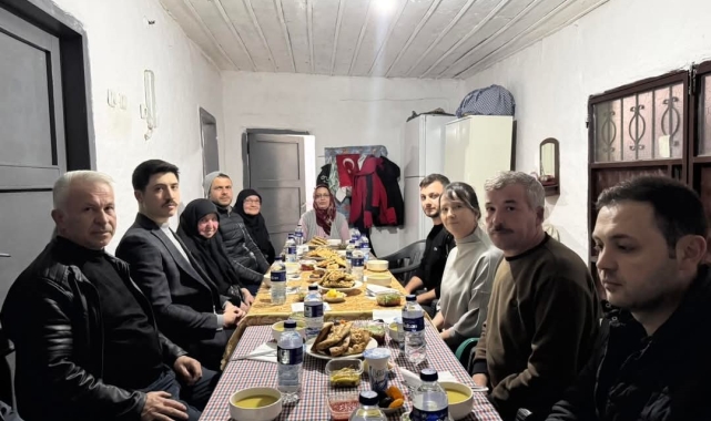 Şehit Annesi Refiye Çakır'ın sofrasında konuk oldu
