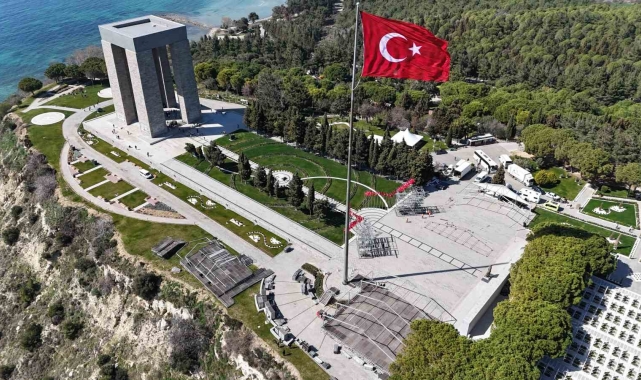 Şehitler Abidesi'nde 18 Mart tören hazırlıkları devam ediyor