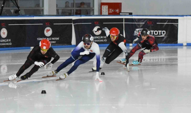 Short Track Türkiye Şampiyonası Erzurum'da başladı