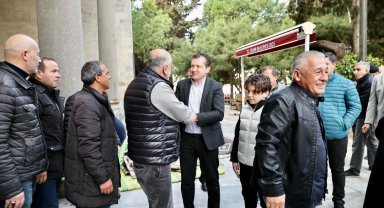 Silivri Belediye Başkanı Balcıoğlu, bayram namazını Piri Mehmet Paşa Camii'nde Kıldı