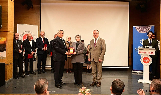 Sinop'ta iyilik önderleri ödüllendirildi