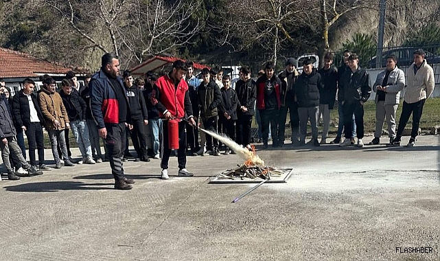 Sinop'ta öğrencilere yangın tatbikatı