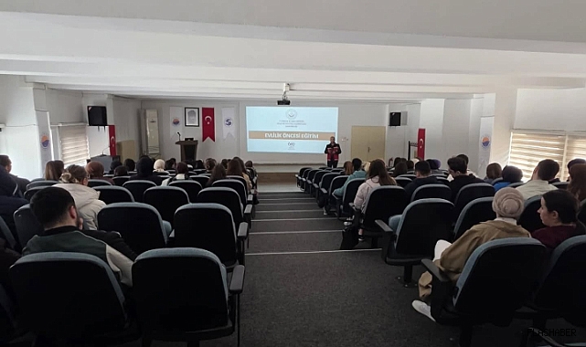 Sinop'ta üniversite öğrencilerine evlilik öncesi eğitim
