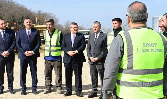 Sinop'a 482 yeni çöp konteyneri teslim edildi