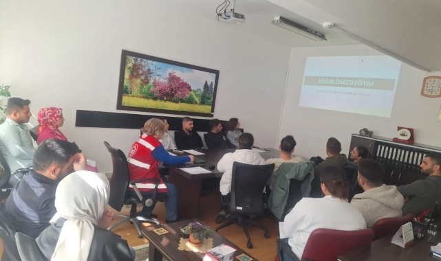 Sinop'ta genç çiftlere evlilik öncesi eğitim