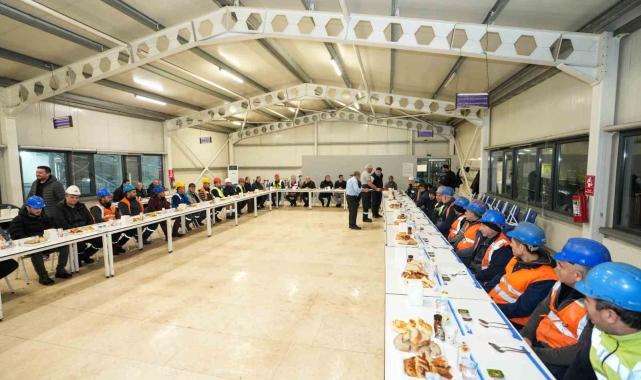 Soma'da maden işçileri ile ilk sahur