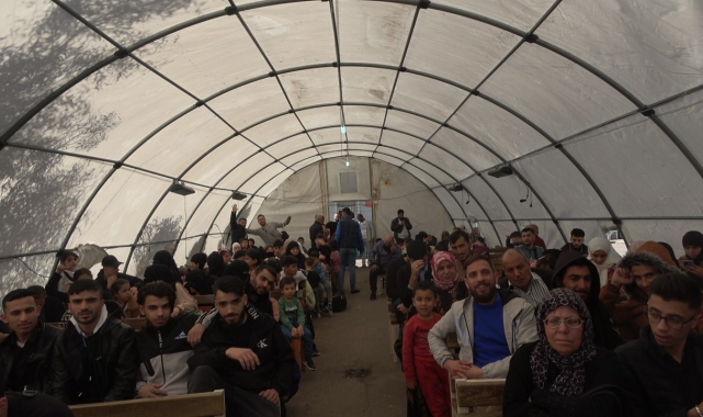 Suriyelilerin ülkelerine dönüşü bayram öncesi yoğunlaştı