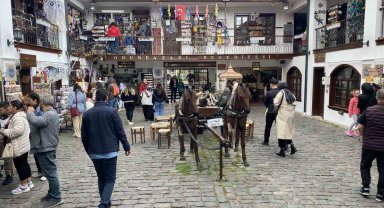 Tarihi Odunpazarı Evleri'nde bayram yoğunluğu