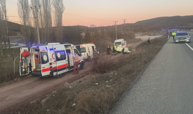 Tavşanlı'da trafik kazası; 2 yaralı