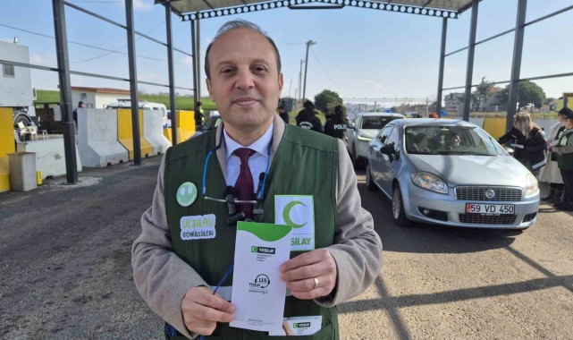 Tekirdağ'da polis uygulama noktasında Yeşilay etkinliği düzenlendi